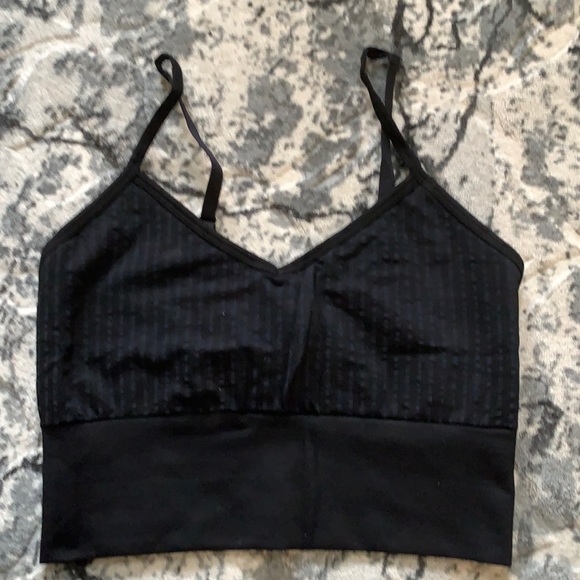 Fabletics Other - Fabletics Shauna Seamless Midi Bra